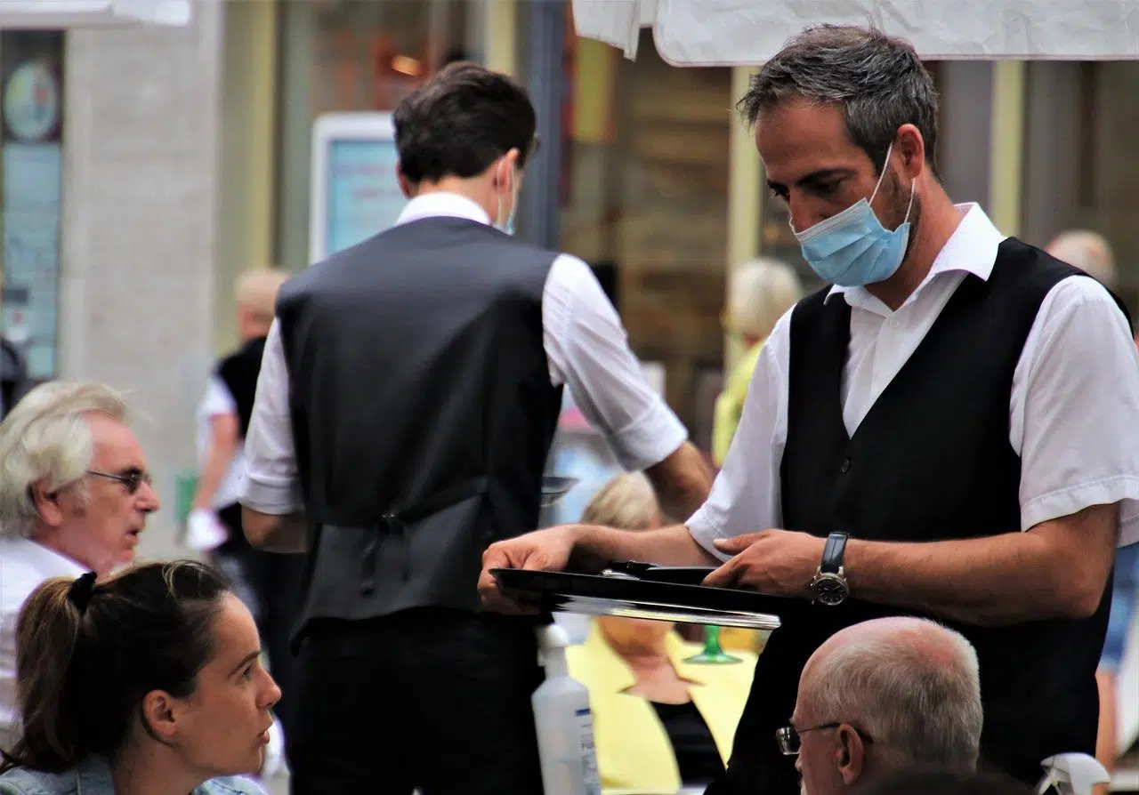 Pourquoi suivre une formation en tant que serveur ?
