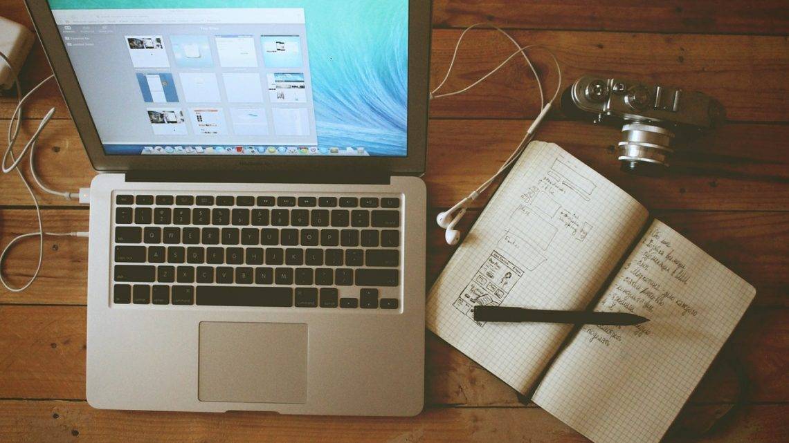 L’univers du digital met ses pouvoirs à votre service pour vous former L’univers du digital met ses pouvoirs à votre service pour vous former